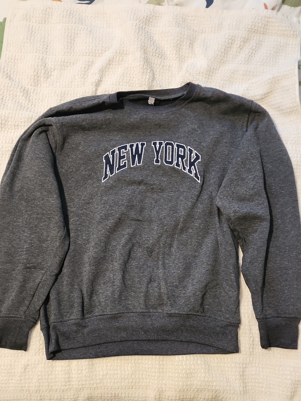 Source Unknown Gray 'New York' Crewneck Sweater